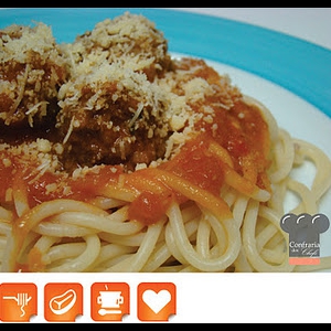 Spaghetti com Almôndegas