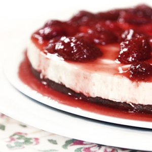 Cheesecake de morango: sem forno e sem gelatina