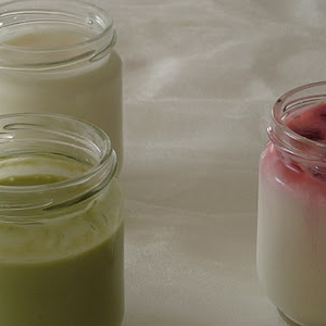 Três Iogurtes - Natural, Framboesa e Chá Verde
