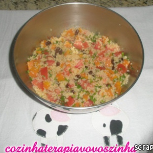 Salada de couscous marroquino