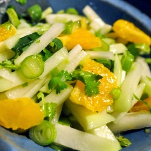 Salada de Chuchu com Laranja (vegana)