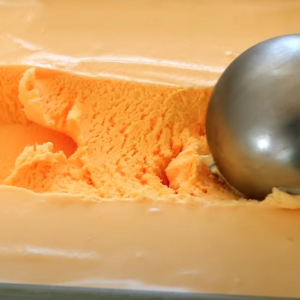 sorvete Cremoso de Mamão com Iogurte