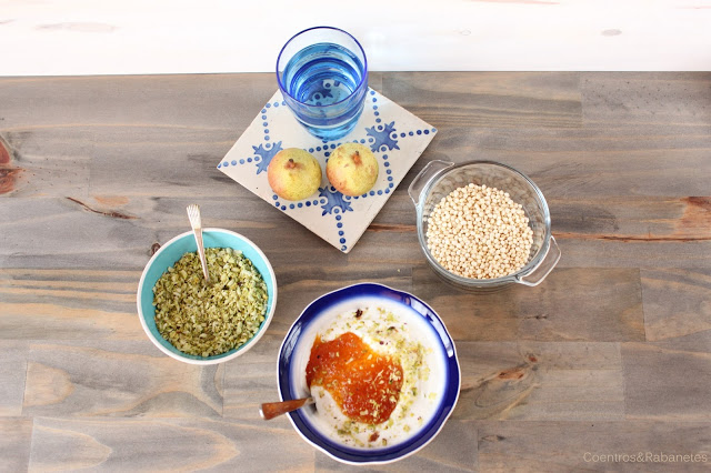 Pistácios para um pequeno-almoço e pêras! | Pistachios and pears for breakfast