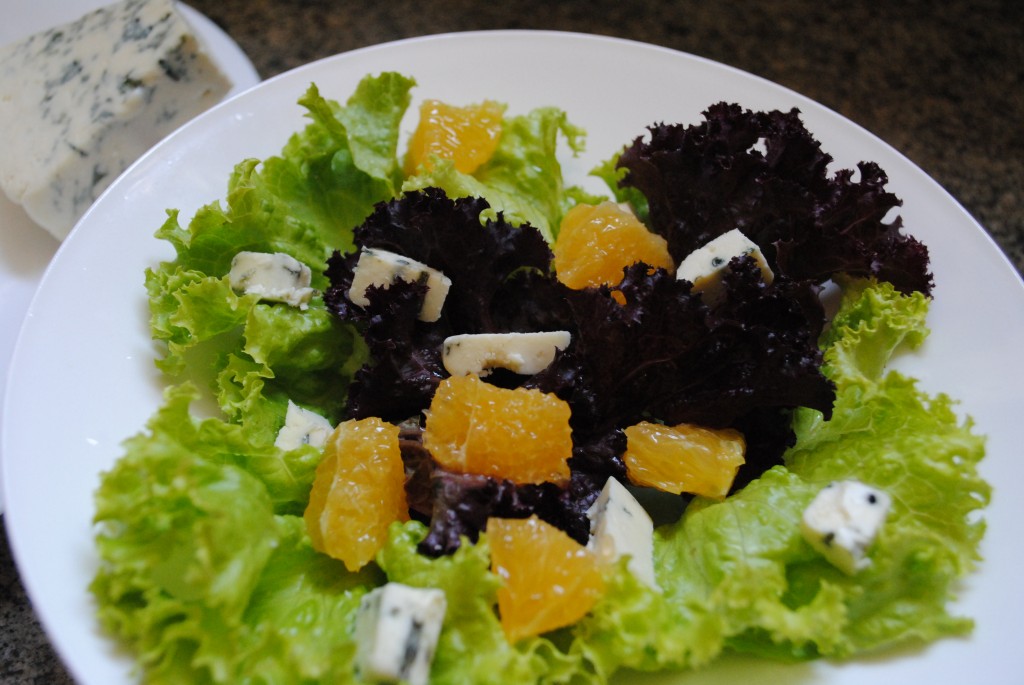 Salada com laranja e gorgonzola