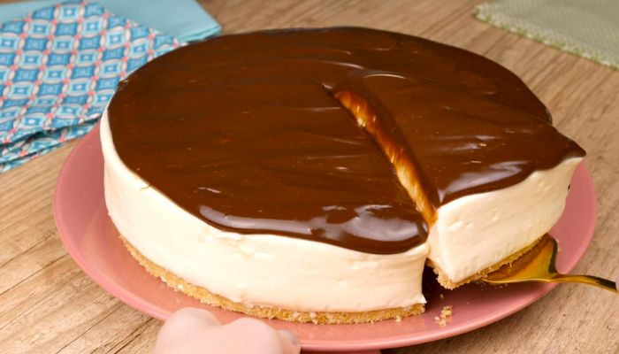 Aprenda como fazer Cheesecake de Chocolate sem Forno e sem Gelatina