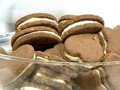 Biscoitinhos de Chocolate e Nozes com Recheio de Limão