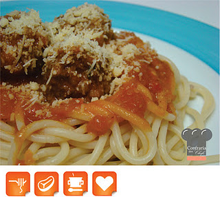 Spaghetti com Almôndegas