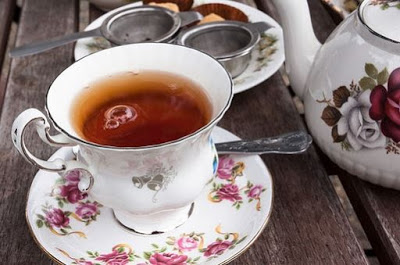 Chá de gengibre com hibisco, receita surpreendente!