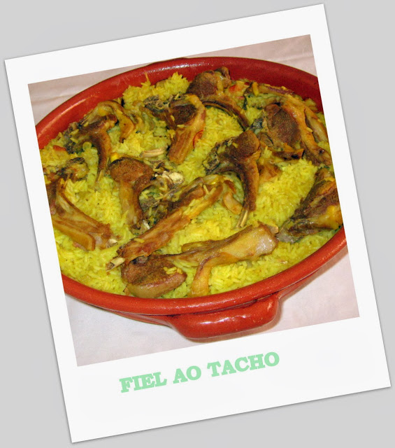 ARROZ COM COSTELETAS DE BORREGO