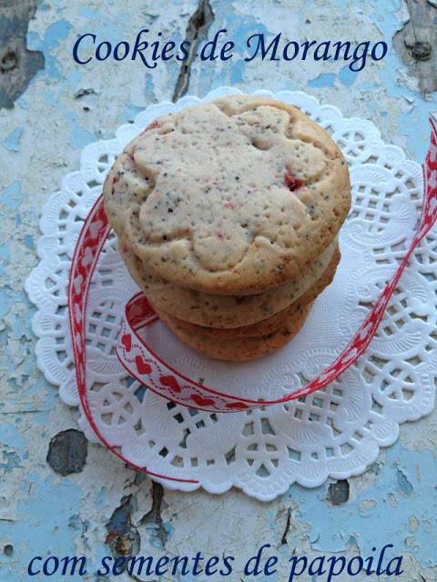 Cookies de Morango/ Tangerina com Sementes de Papoila