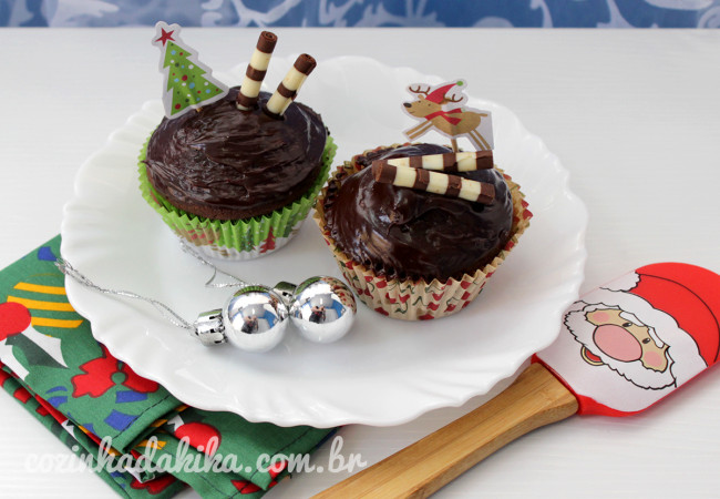 Receita de Cupcakes de Chocolate com Ganache