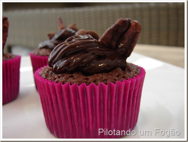 Cupcake de Avelãs, Nozes e chocolate