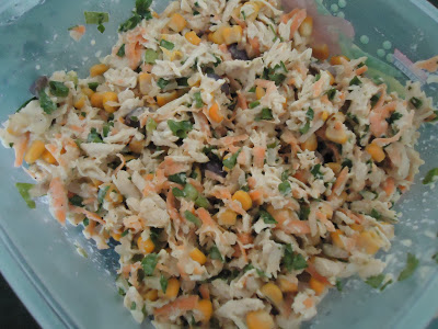 Como desfiar frango na Panela de Pressão e Salada de Frango com milho, Cenoura e Azeitonas (Falso Salpicão)