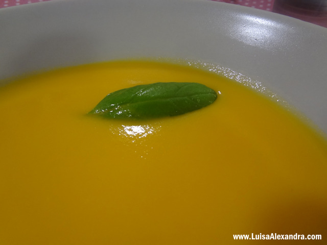 Sopa de Tomate com Manjericão Fresco • Bimby [Thermomix]