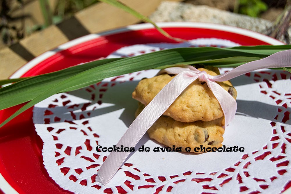 Cookies de aveia e chocolate