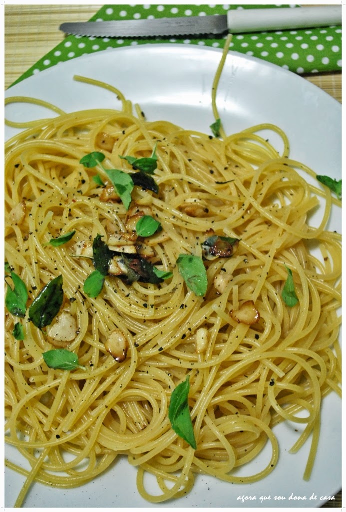 spaghetti aglio olio: o supra sumo da praticidade