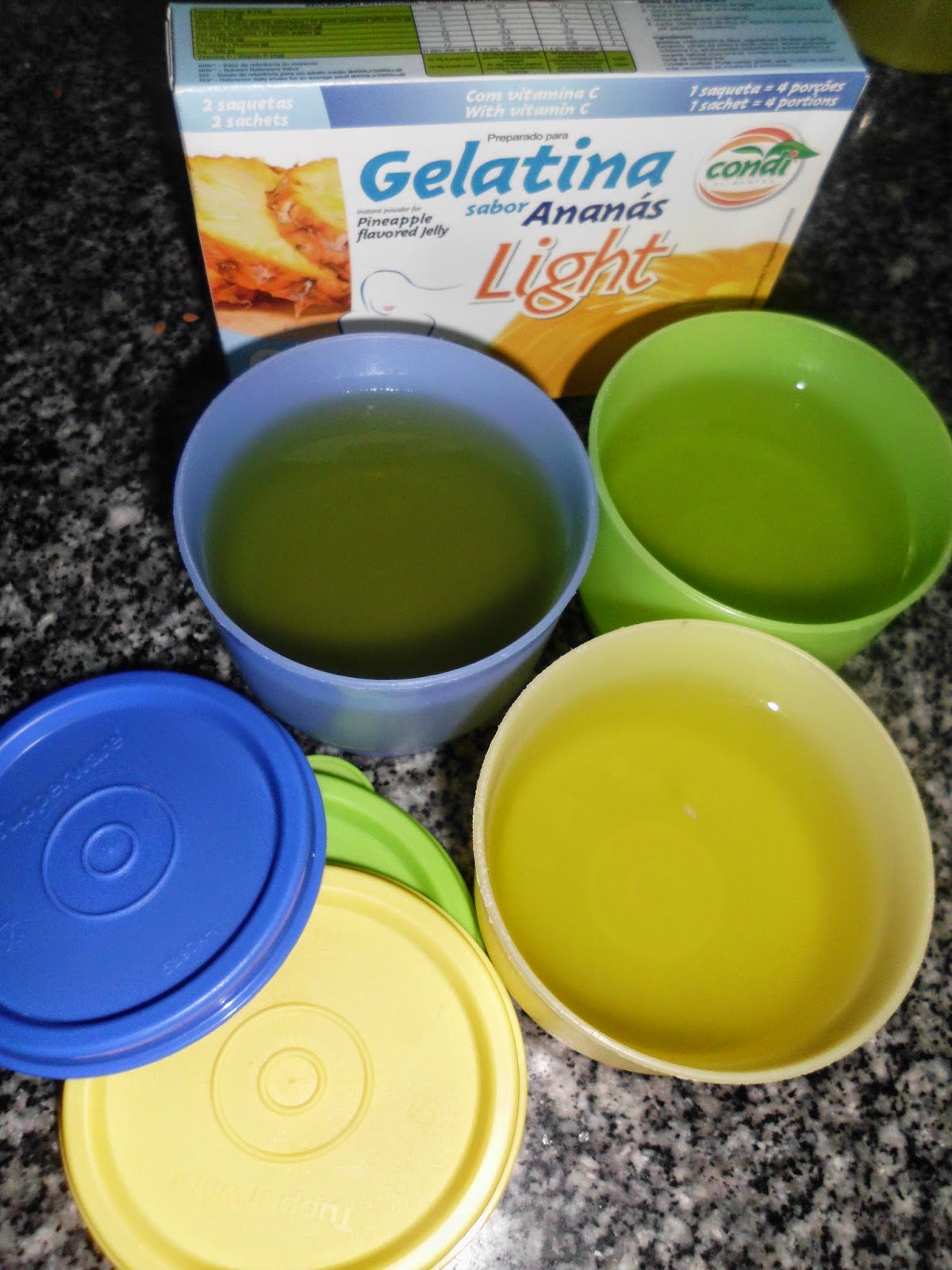 Gelatina - Tacinhas Tupperware