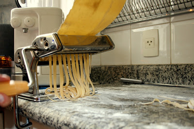 TÉCNICA: Como cortar talharini na máquina de macarrão