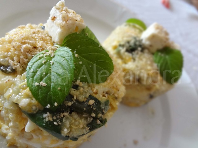 Quinoa em Grão com Espinafres, Ovo e Sementes de Abóbora