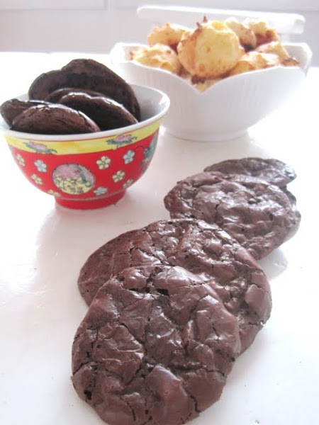 Para aquecer: Pão de queijo e biscoitos de chocolate, ambos sem glúten