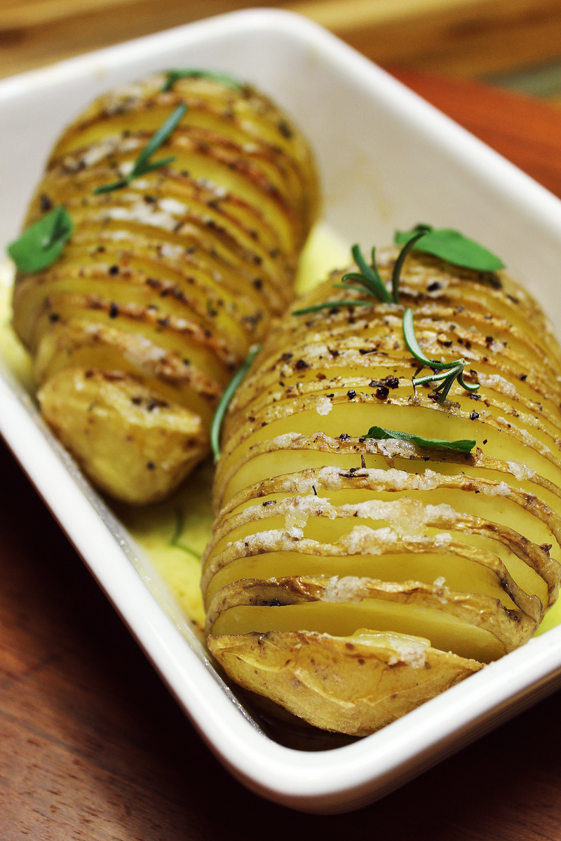 Batatas Hasselback – ou batatas laminadas