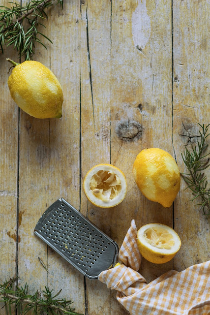 Bolinhos de limão e sementes de papoila