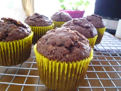 muffins de banana com chocolate