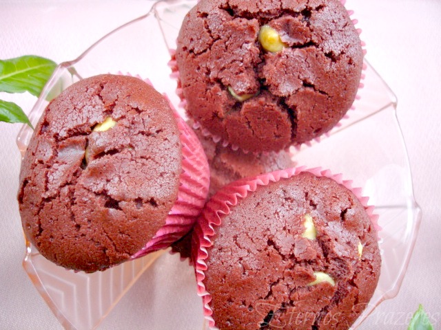 Muffins Red Velvet com Chocolate Branco