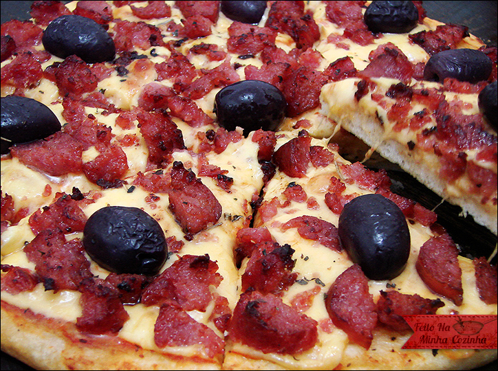 Pizza de Linguiça Blumenau