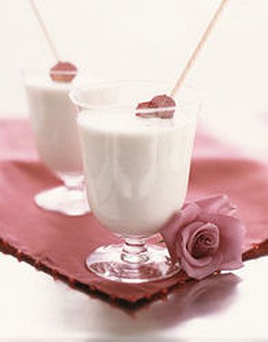 Methi Lassi - Bebida a base de Yogurte com Água de Rosas
