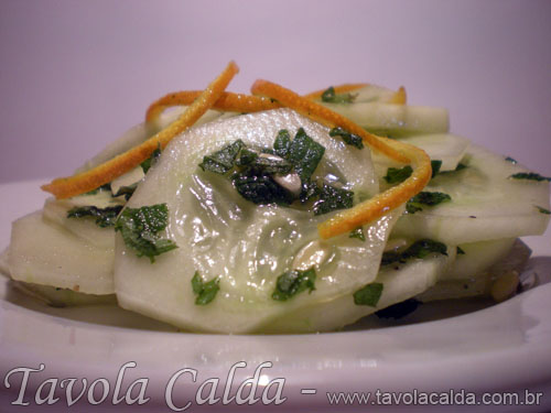 Salada de Pepino com Hortelã