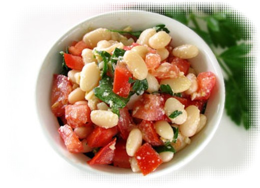 Salada de feijão branco e tomates