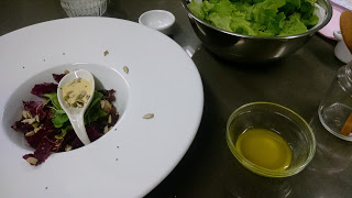 Salada de verde com sementes