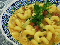 Sopa de Chuchu com Feijão (vegana)