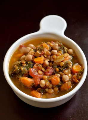 Sopa de Grão-de-Bico com Lentilhas e Vegetais (vegana)