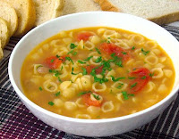 Sopa de Tomate com Feijão (vegana)