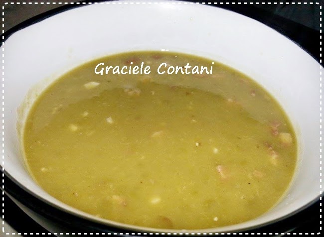 Sopa cremosa de ervilha, de Graciele Contani