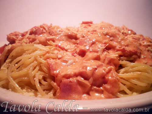 Spaghetti com Presunto e Queijo