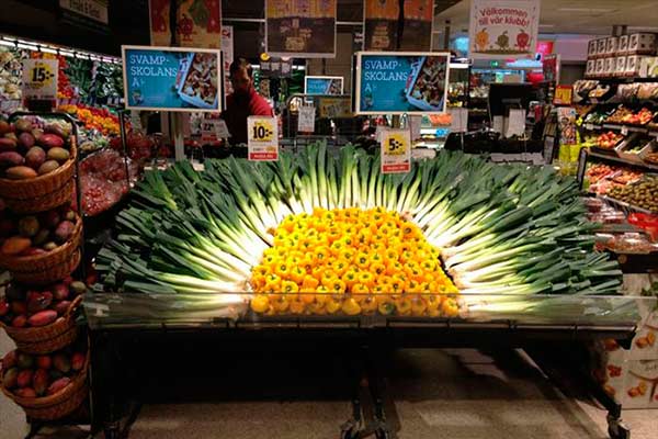 Frutas e verduras expostas como merecem