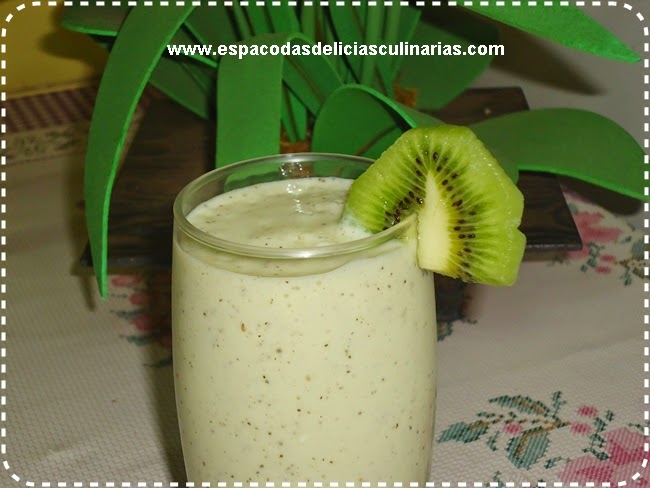 Vitamina de banana e kiwi